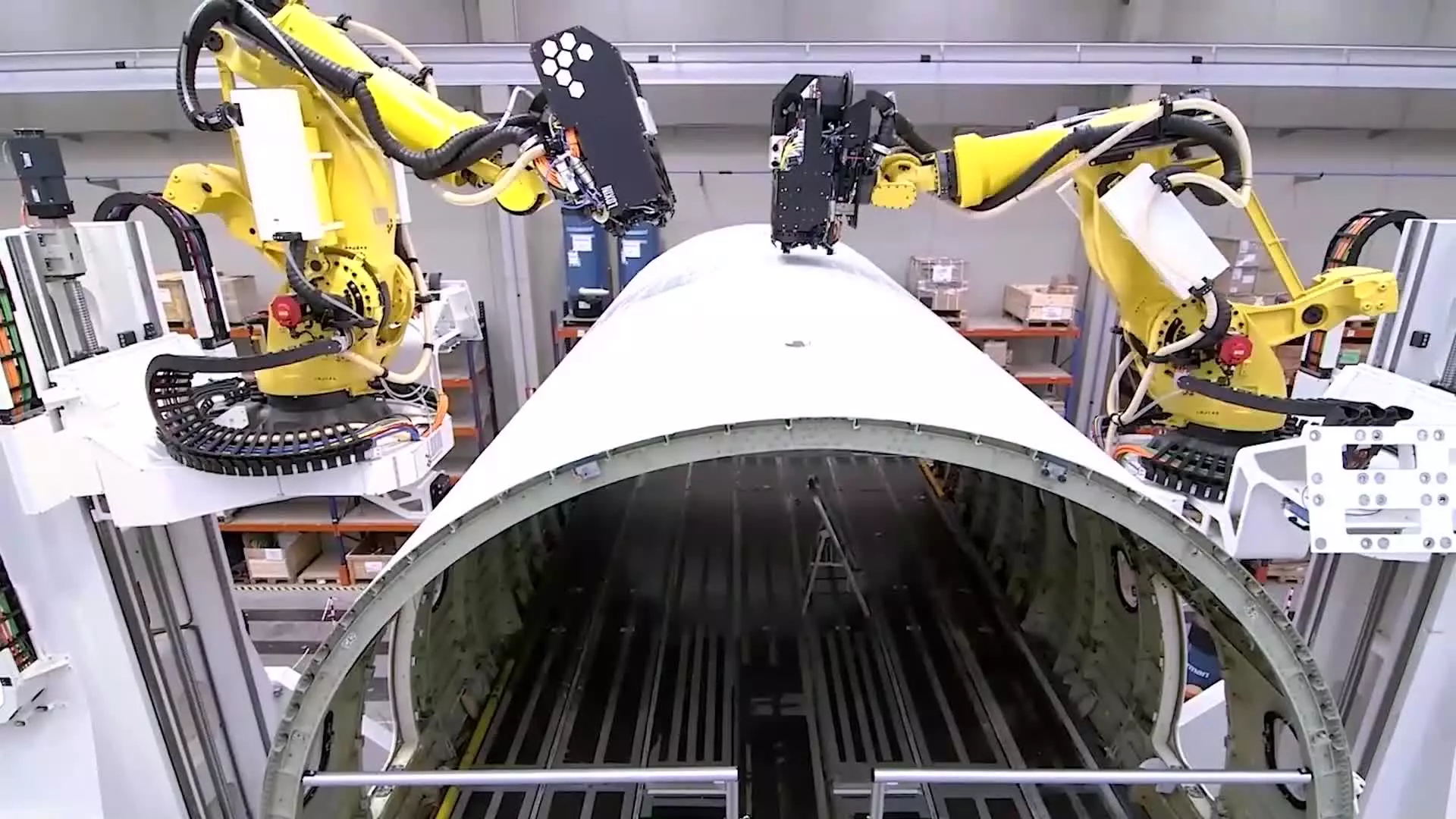 Заводское оборудование - применение датчика угла наклона ANGLE PRO